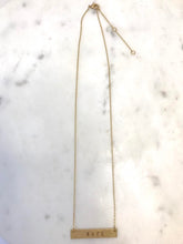 short delicate necklace