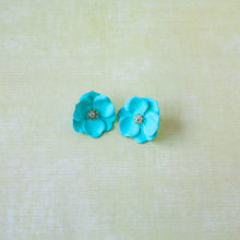 flower power earrings