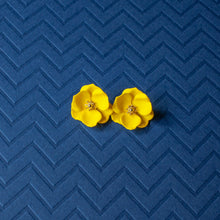 happy yellow flower earring