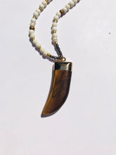 horn long necklace