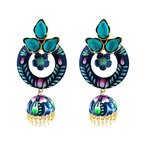 lightweight statement earrings